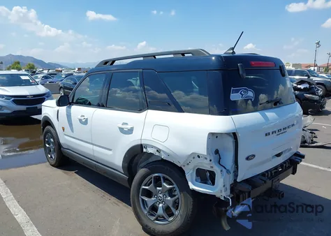 2021 Ford Bronco Sport Badlands из США, поврежденный, VIN 3FMCR9D91MRA02907